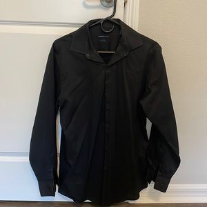 VanHeusen Studio slim fit long sleeve dress shirt.  Very good condition.